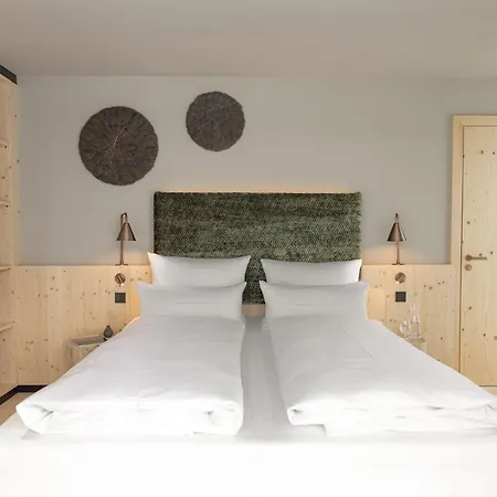 Amrai Hotel
