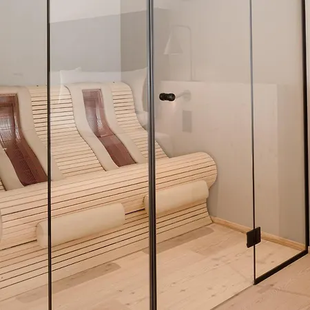 Hotel Amrai 4*