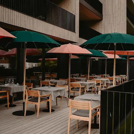 Otel Amrai 4*